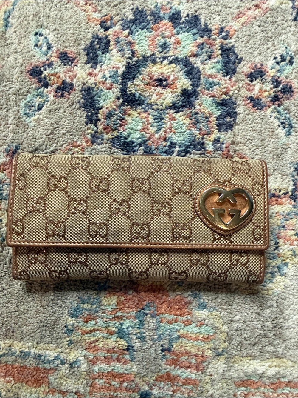 Gucci Beige GG Supreme Wallet with Gold Heart Logo